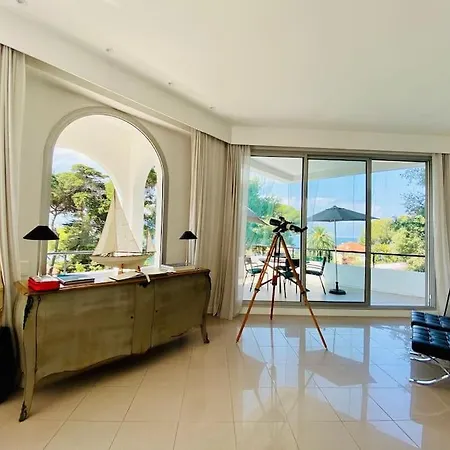 Villa Beautiful 5 Bedroom With Direct Sea View Antibes