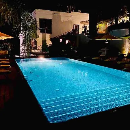 Villa Beautiful 5 Bedroom With Direct Sea View *