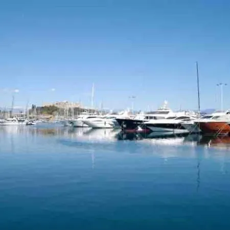 Villa Beautiful 5 Bedroom With Direct Sea View *