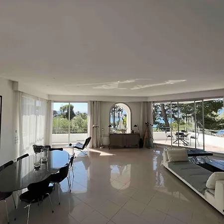 Villa Beautiful 5 Bedroom With Direct Sea View *